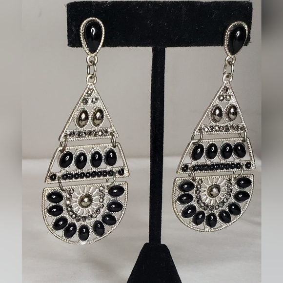 Teardrop Silver and Black Dangle Earrings - Picture 7 of 10